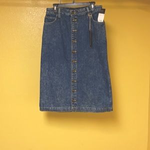 Brand New With Tags Lee Modern Midi Skirt (Denim)